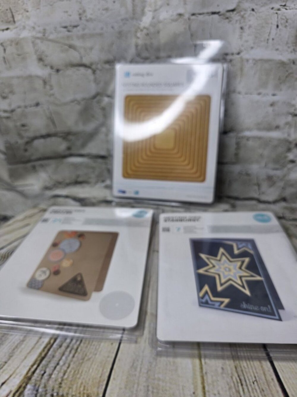 3 WE R MEMORY KEEPERS NESTING DIES Starburst Circles Squares